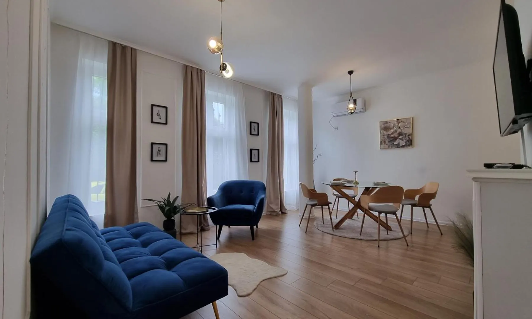 Lux Apartment Battenberg To The Seagarden Burgas Bulgaria