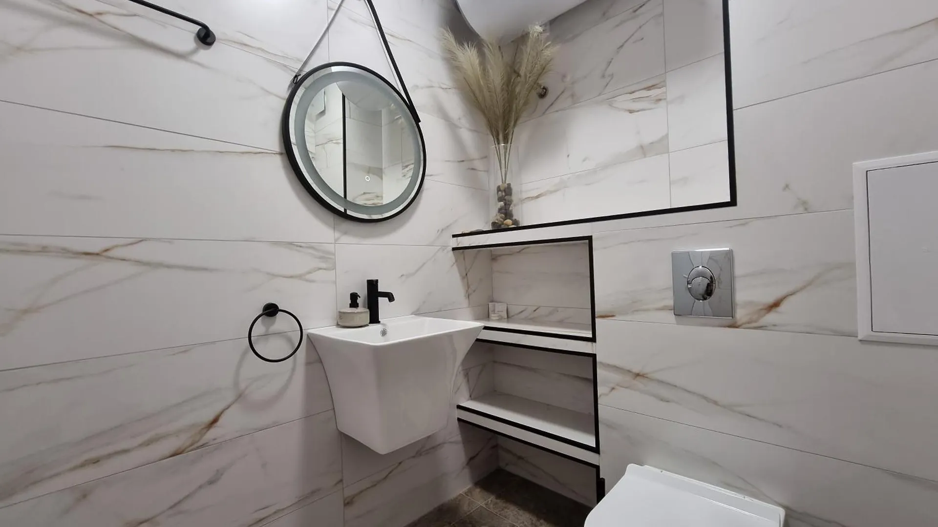 Lux Apartment Battenberg To The Seagarden Burgas