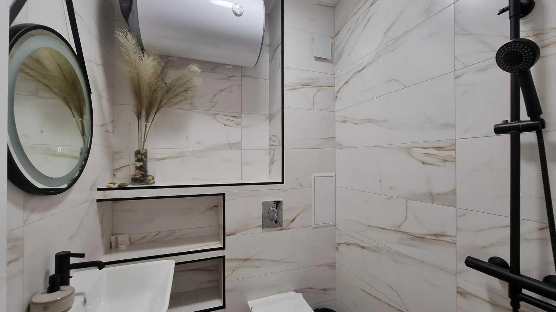 Lux Apartment Battenberg To The Seagarden Burgas